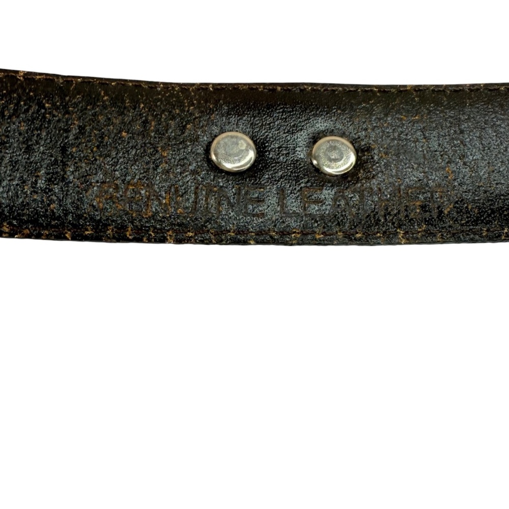 Elegant Brown Leather Belt with Intricate Silver Buckle - Picture 12 of 13